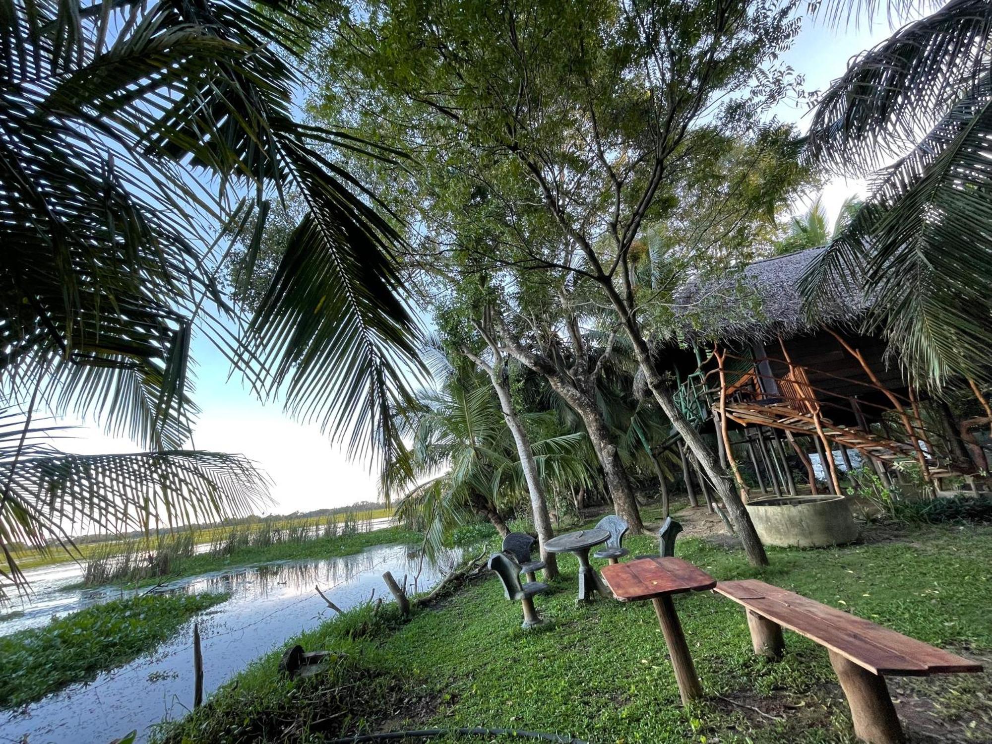 Lakeside Cabana Tissamaharama Ngoại thất bức ảnh
